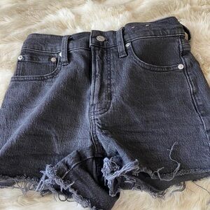 Black/grey denim short
